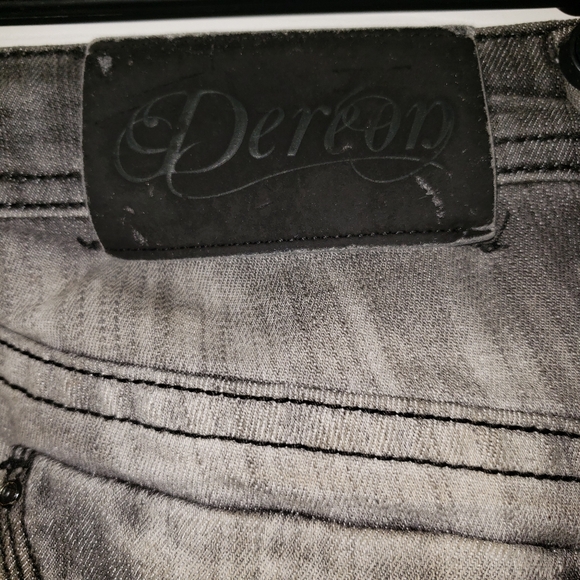 House of Deréon Gray Embroidered Jeans 1/2 - Picture 11 of 12